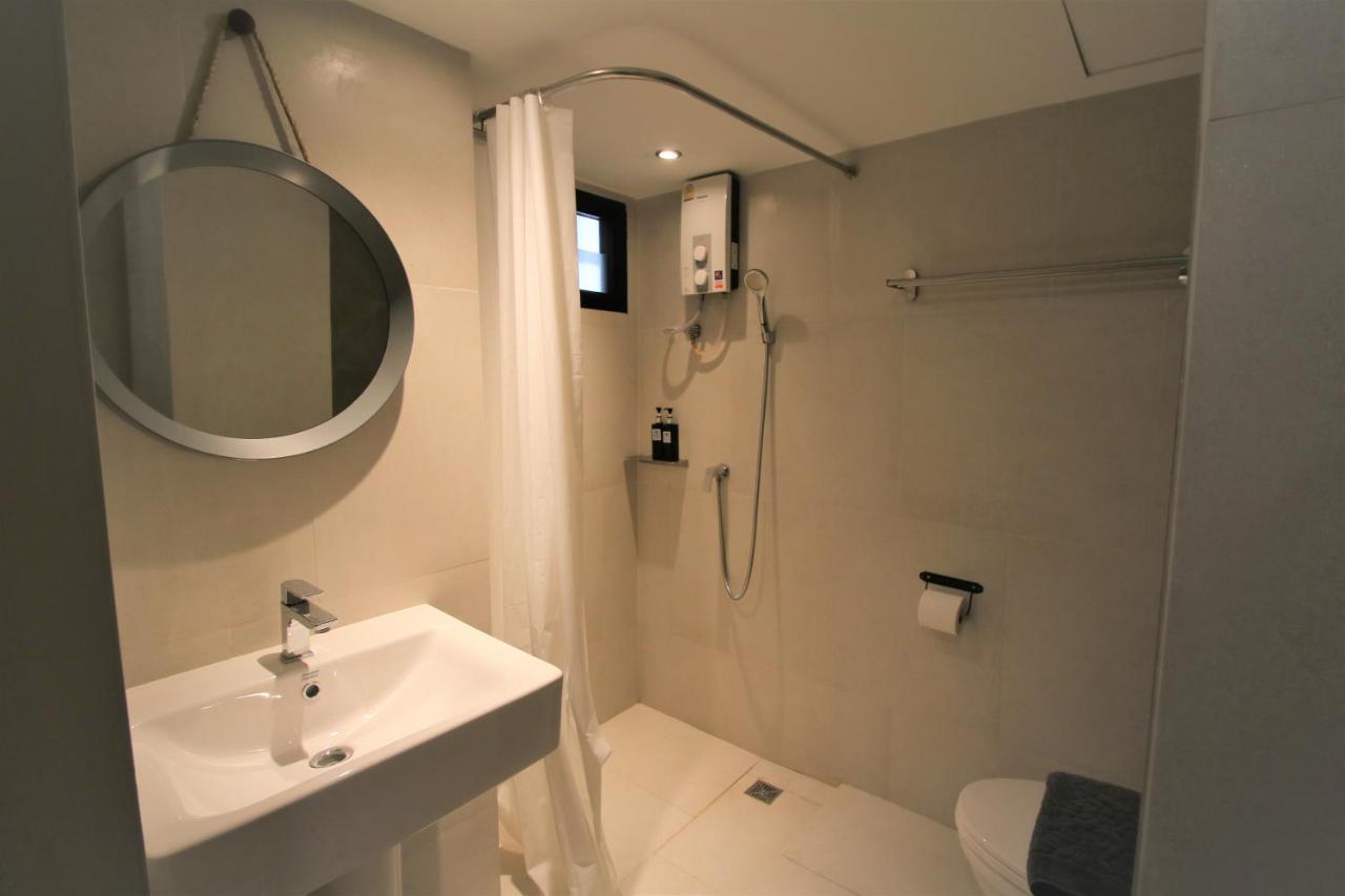 Hotel P24 At Kaset à Bangkok Extérieur photo