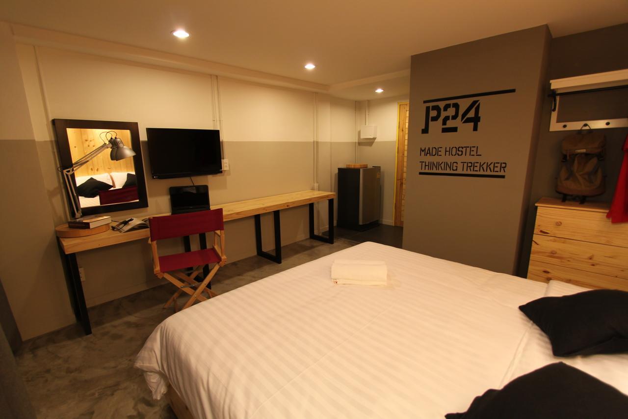 Hotel P24 At Kaset à Bangkok Extérieur photo