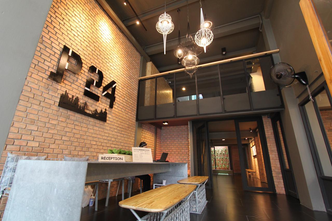 Hotel P24 At Kaset à Bangkok Extérieur photo